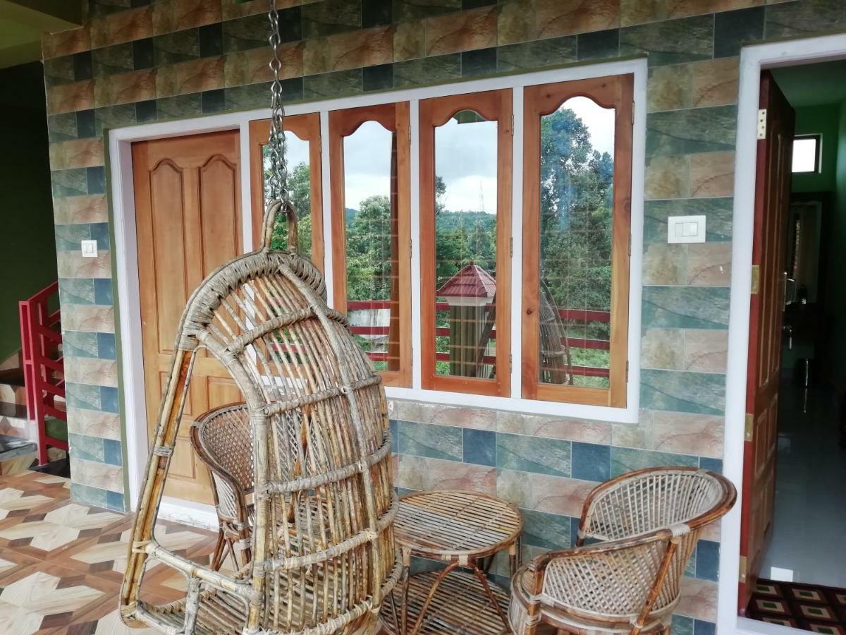 Panthalams Homestay Thekkady Exterior foto